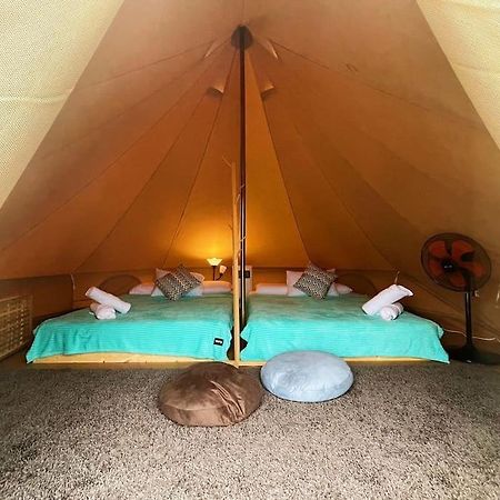 Rembulan Escape Bell Tent 2 Kampung Penarik Exteriör bild