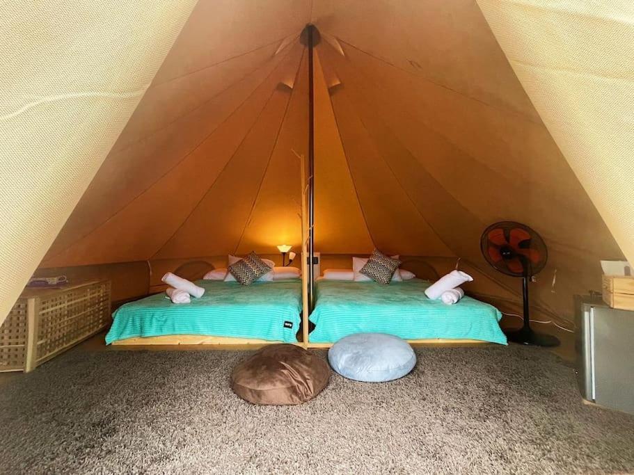 Rembulan Escape Bell Tent 2 Kampung Penarik Exteriör bild