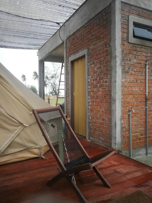 Rembulan Escape Bell Tent 2 Kampung Penarik Exteriör bild